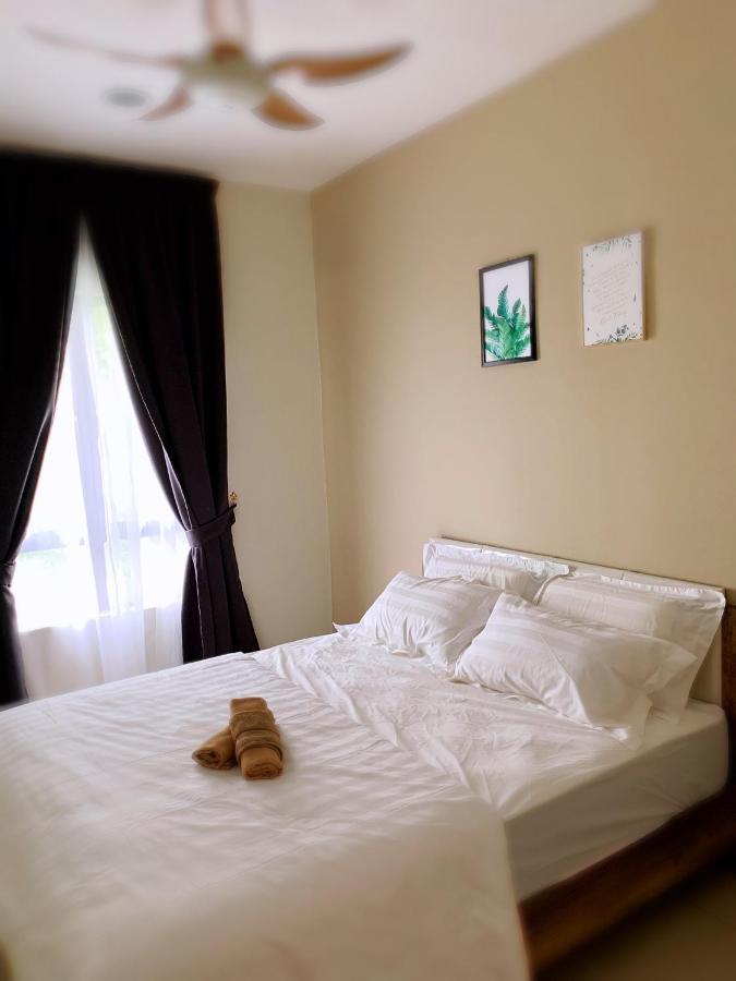 Aries Homestay Ipoh Exterior foto